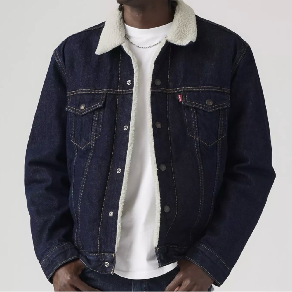 Levi's Men's Type ||| Sherpa Trucker Jacket